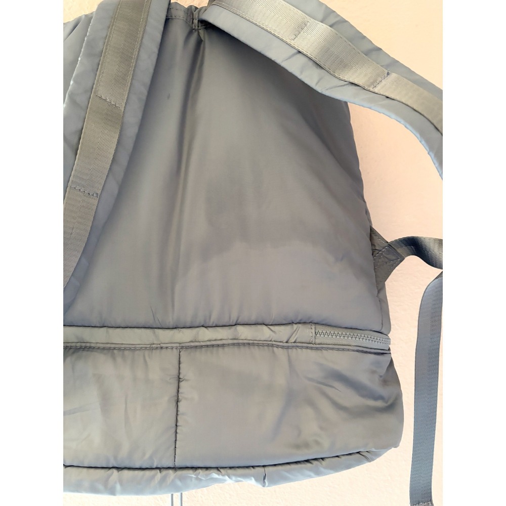Blogilates Ultimate Athletic Trainer Backpack Blue Yoga Gym Travel Bag - Picture 4 of 5